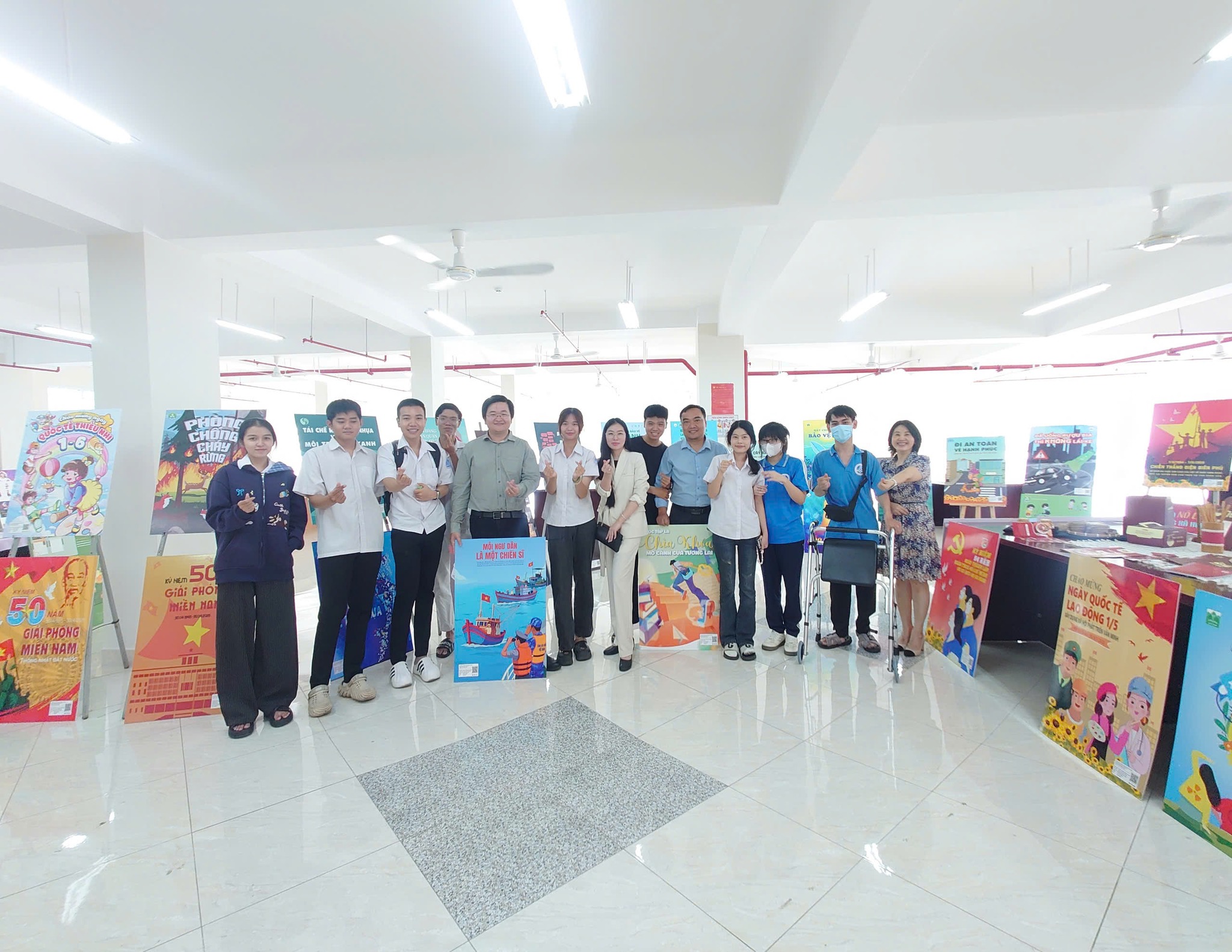 Tuần lễ triển lãm sản phẩm Poster cổ động - Sinh viên khóa 2023 ngành Thiết kế đồ họa